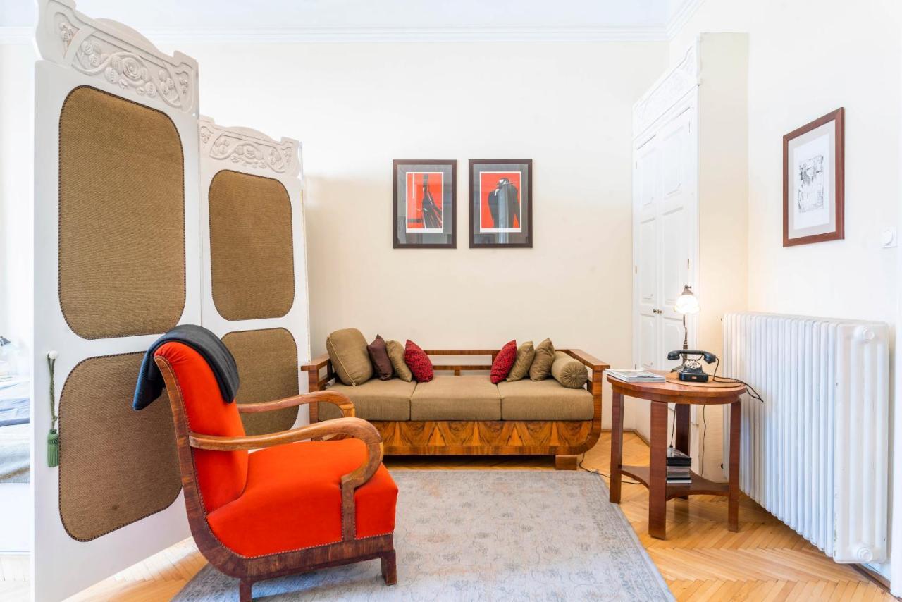 Stunning Spacious Art Nouveau Apart , Grand Piano Lejlighed Budapest Eksteriør billede